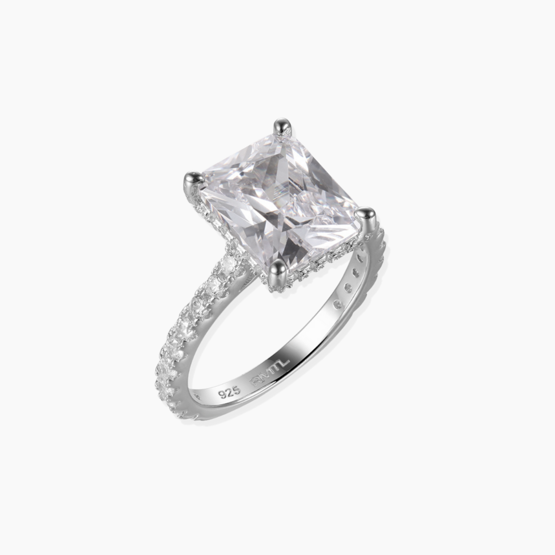 She's Radiant Ring