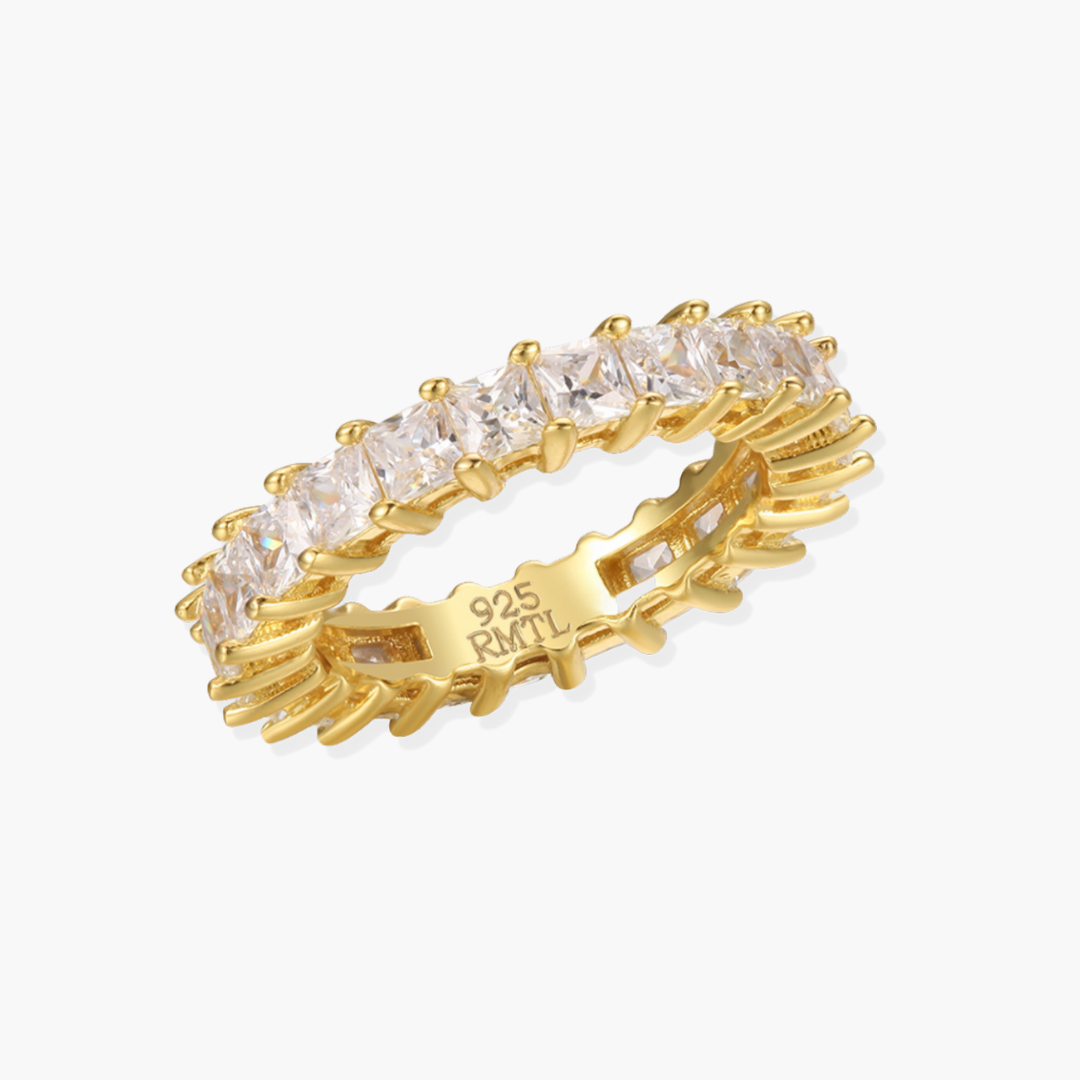 Eva Ring